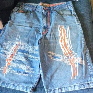 Akademiks  shorts